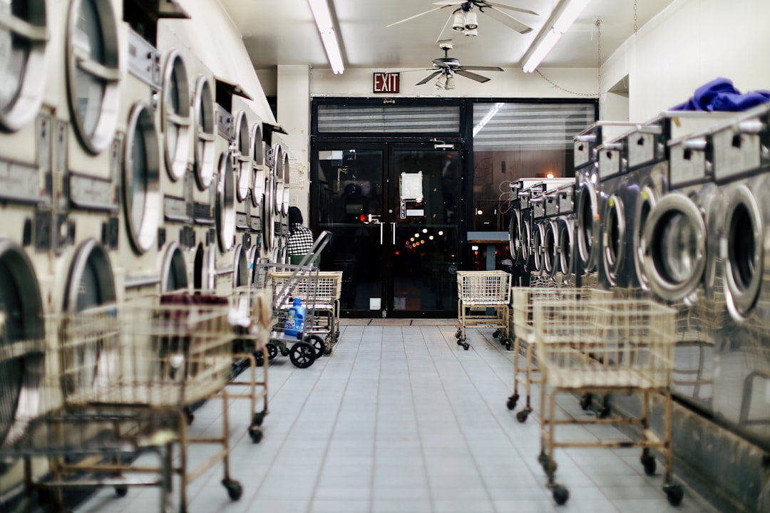 1st Ave Laundry Center